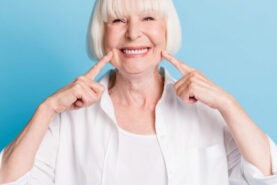 sorriso prótese dentária